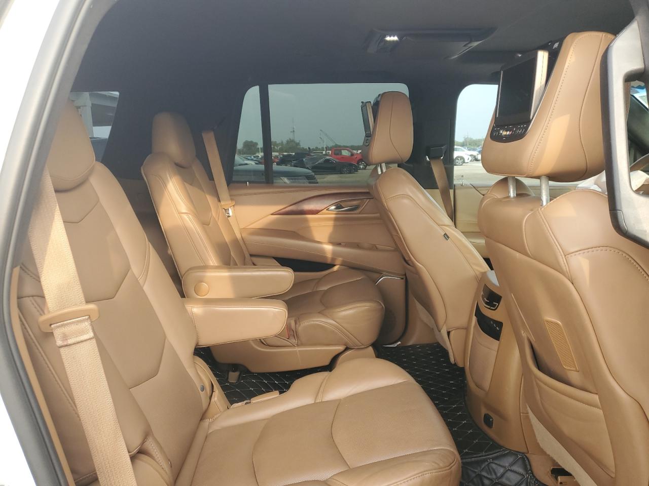 2017 Cadillac Escalade Platinum VIN: 1GYS3DKJXHR173863 Lot: 58814125