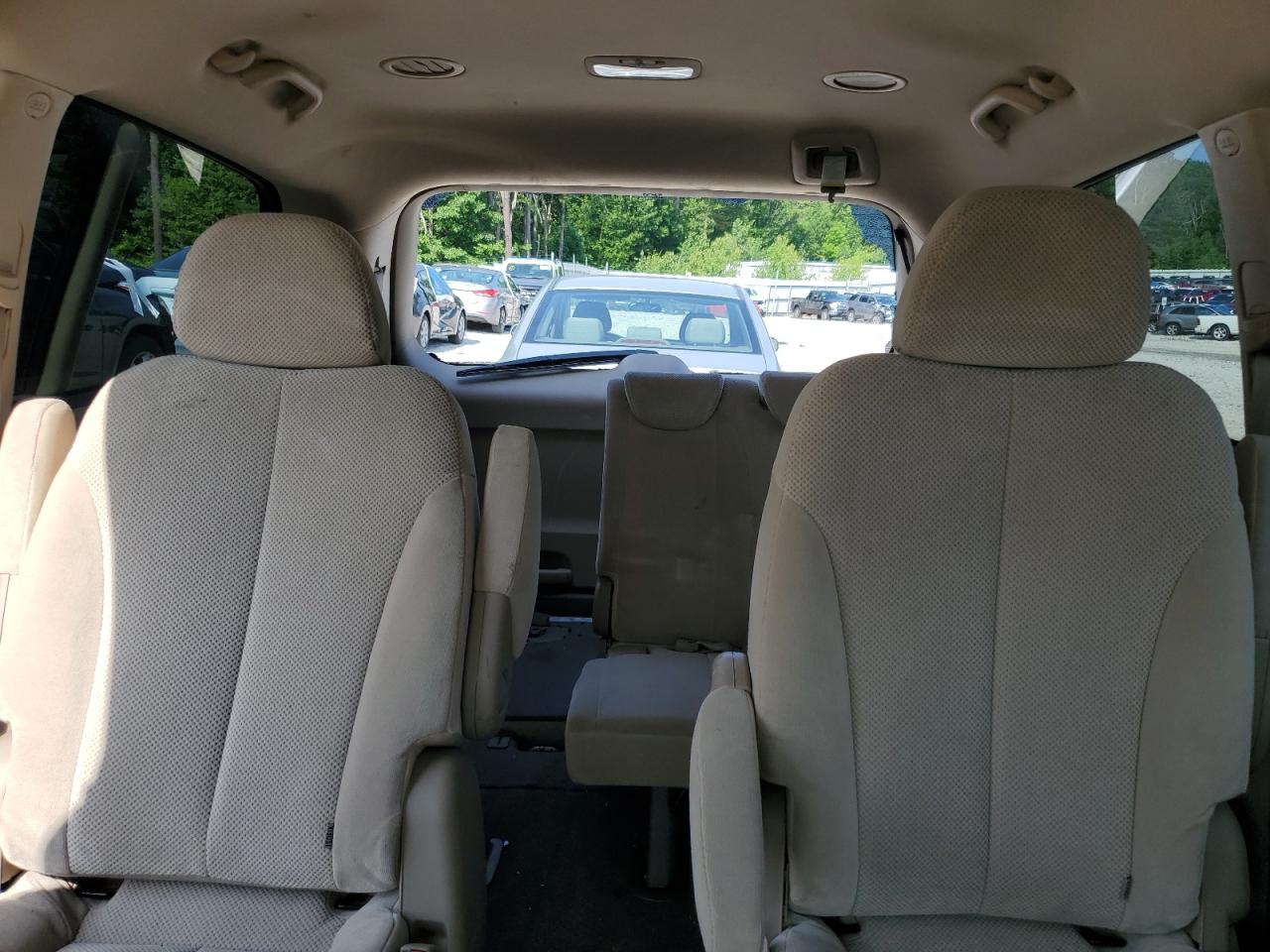 2011 Kia Sedona Ex VIN: KNDMH4C70B6387529 Lot: 61594815