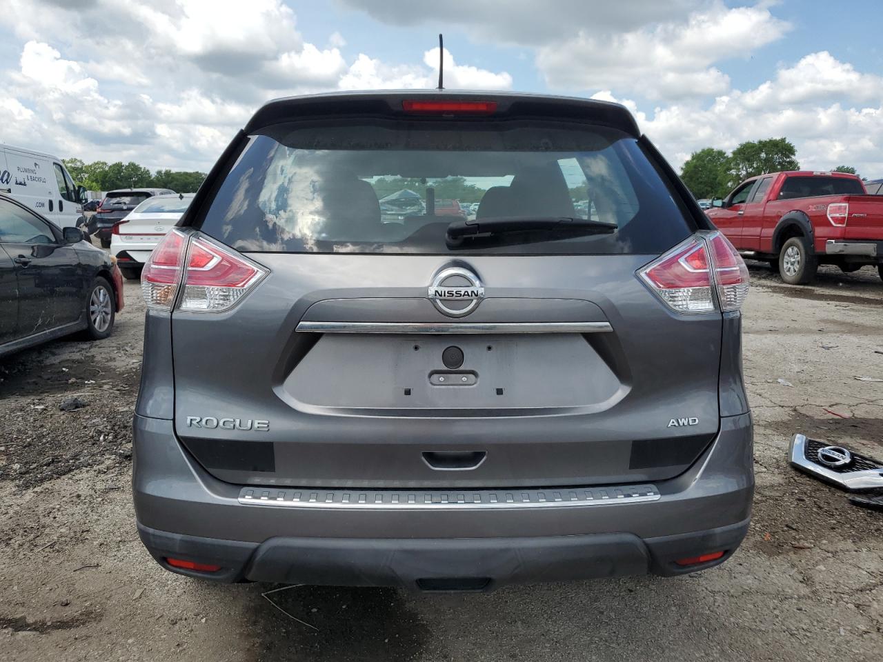 2015 Nissan Rogue S VIN: KNMAT2MV4FP508159 Lot: 62955405