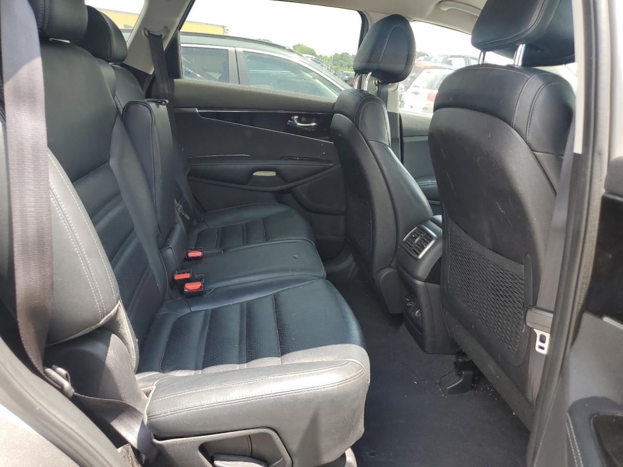 2016 Kia Sorento Ex VIN: 5XYPH4A1XGG018807 Lot: 62145345