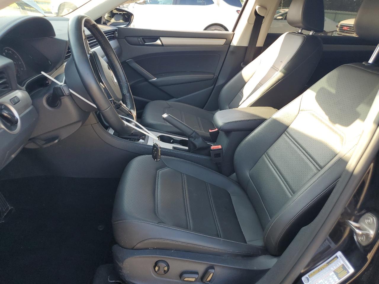 2020 Volkswagen Passat Se VIN: 1VWSA7A37LC018776 Lot: 60843125
