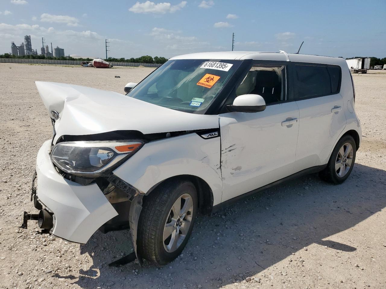 KNDJN2A25J7897021 KIA SOUL Photo 1
