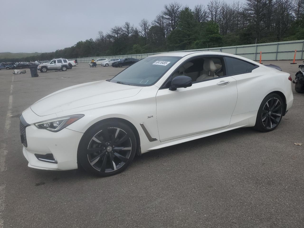 2017 Infiniti Q60 Premium for Sale in Brookhaven, NY - Minor Dent/Scratches