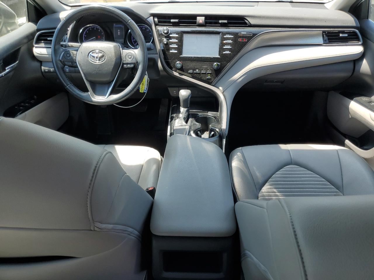 2019 Toyota Camry L VIN: 4T1B11HK0KU700562 Lot: 62881735