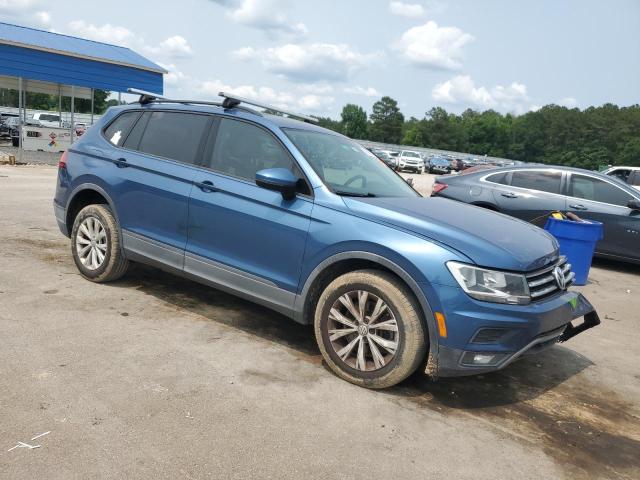  VOLKSWAGEN TIGUAN 2018 Синий