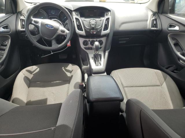 Hatchbacks FORD FOCUS 2014 Szary