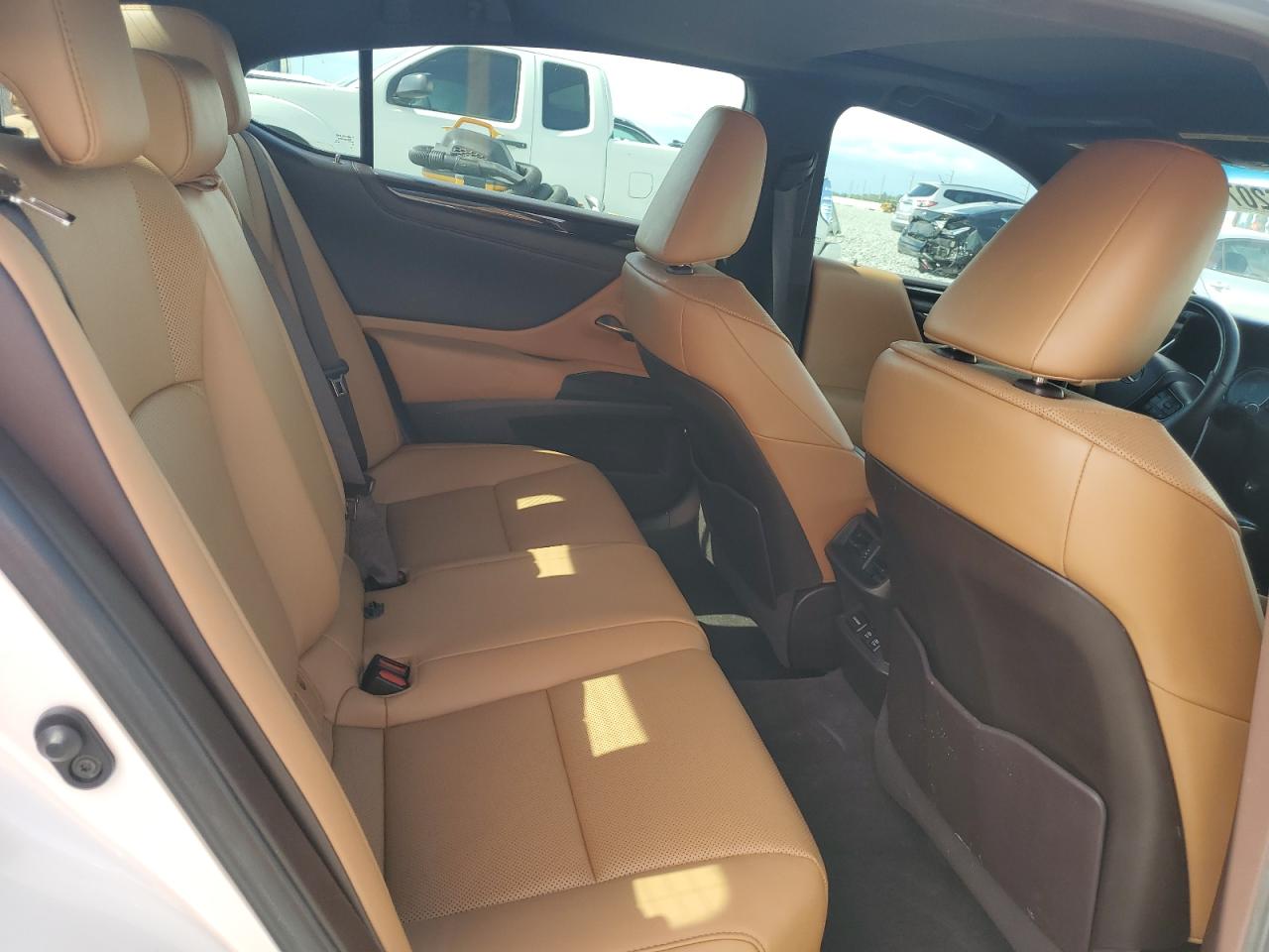 2021 Lexus Es 350 Base VIN: 58ADZ1B10MU089042 Lot: 62071455