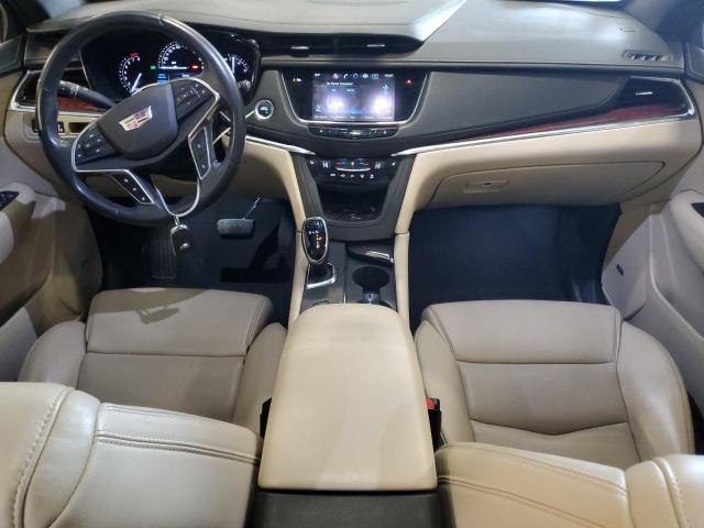  CADILLAC XT5 2017 Beżowy