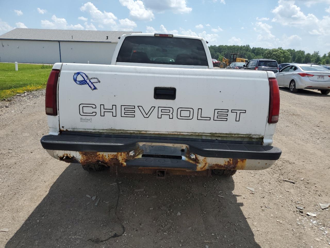 2000 Chevrolet Gmt-400 K2500 VIN: 1GCGK29R2YF428215 Lot: 94247695