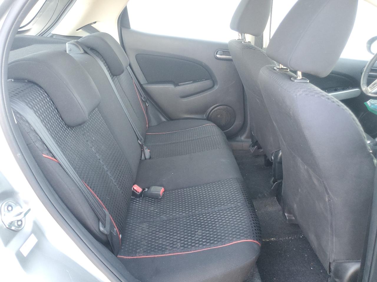 2011 Mazda Mazda2 VIN: JM1DE1HZ3B0103735 Lot: 61627375