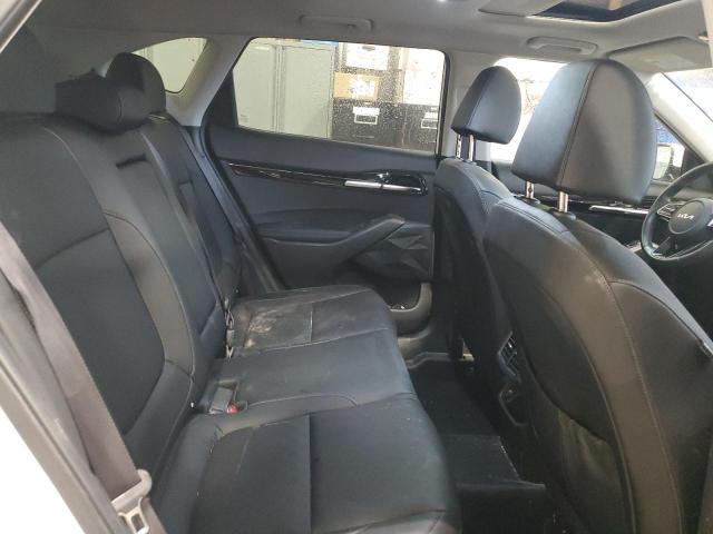 2023 KIA SELTOS EX  