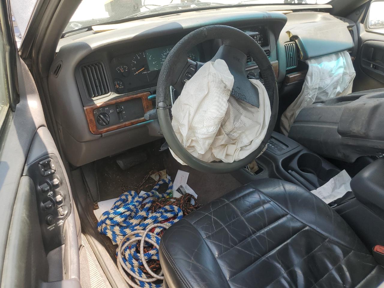 1996 Jeep Grand Cherokee Laredo VIN: 1J4FX58S8TC169379 Lot: 62855935
