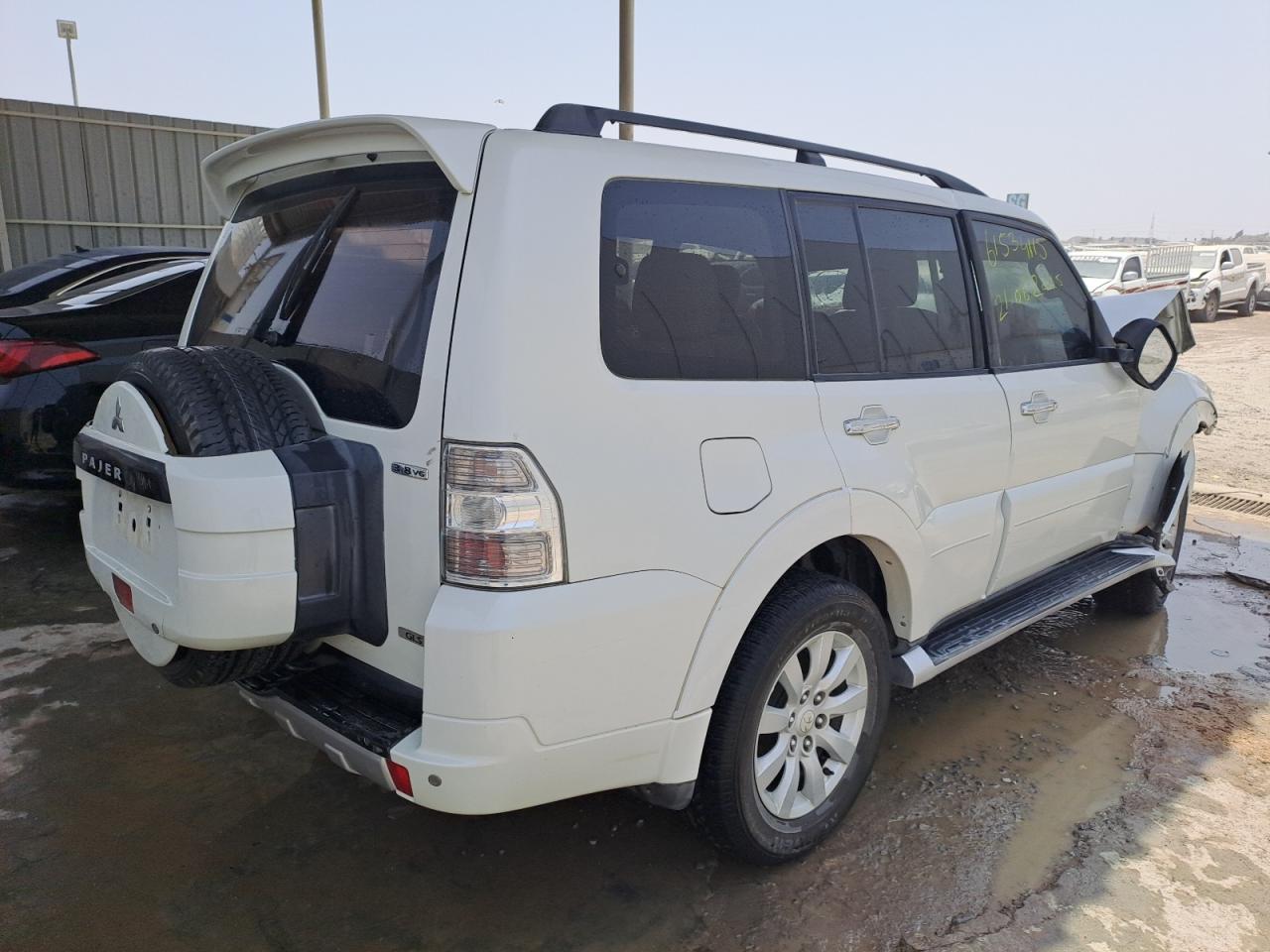 JMYLYV97WAJ705629 - 2010 Mitsubishi PAJERO - #61534115