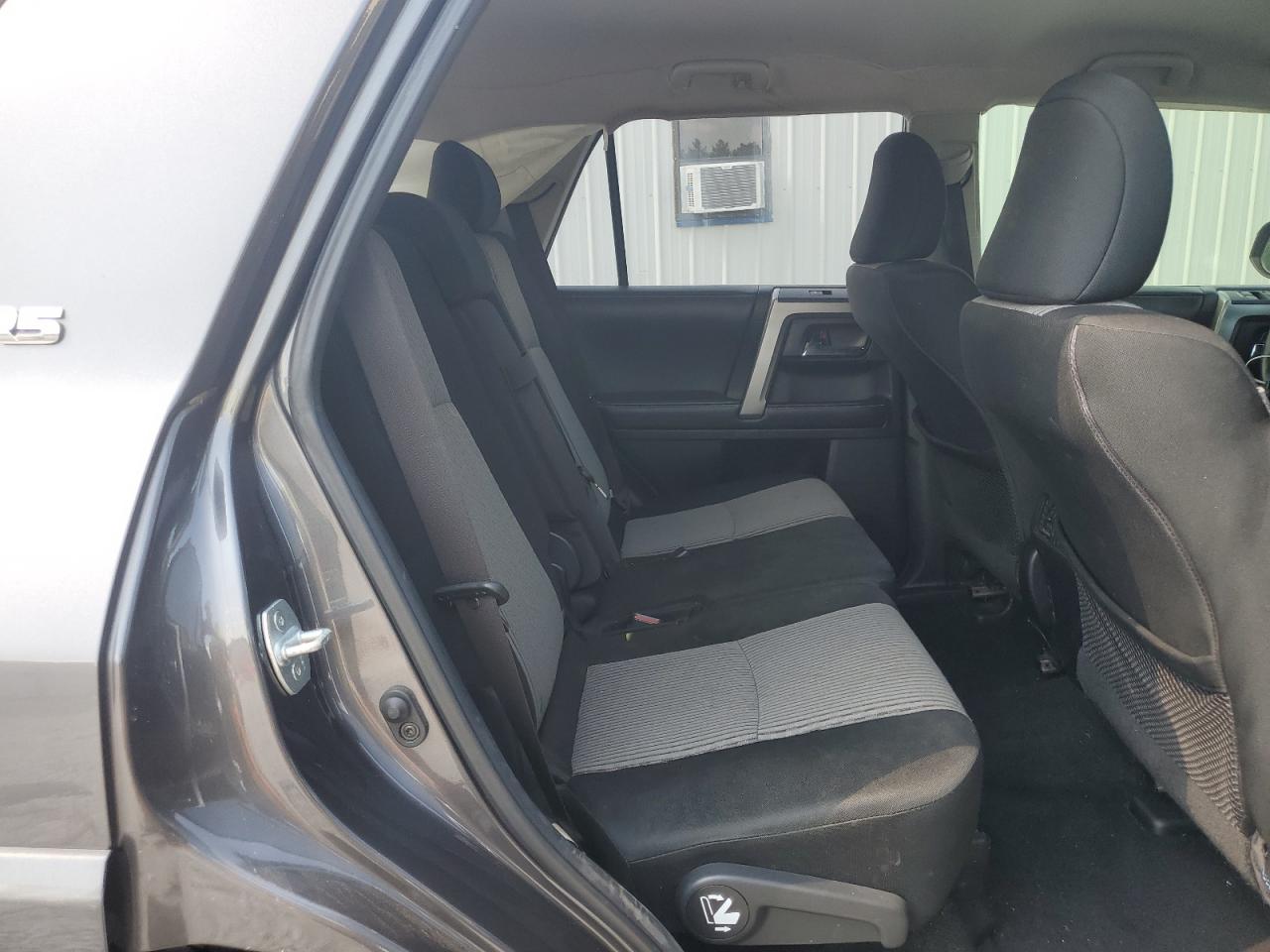 2019 Toyota 4Runner Sr5/Sr5 Premium VIN: JTEBU5JR1K5698756 Lot: 61988015