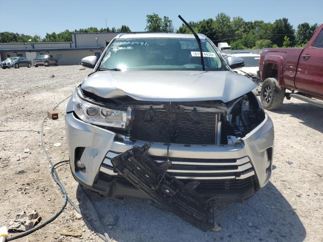  TOYOTA HIGHLANDER 2019 Srebrny