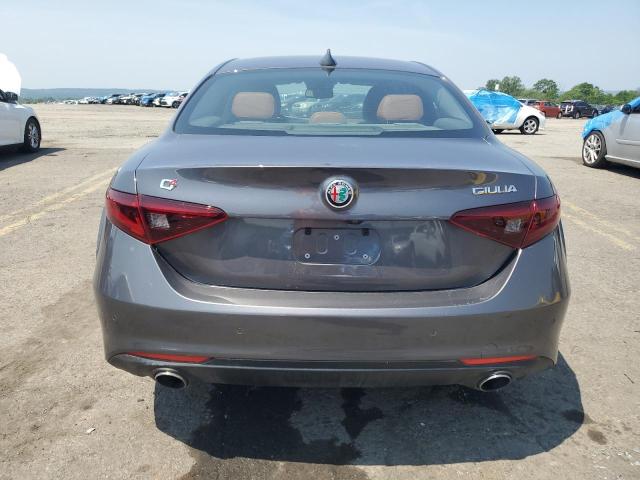  ALFA ROMEO GIULIA 2018 Gray