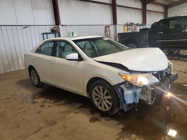  TOYOTA CAMRY 2013 Biały