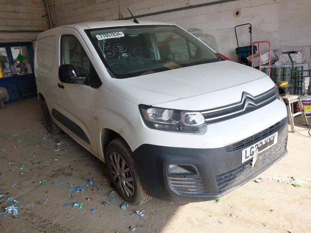 2022 CITROEN BERLINGO 1