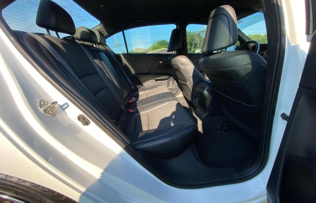 Sedans HONDA ACCORD 2016 White