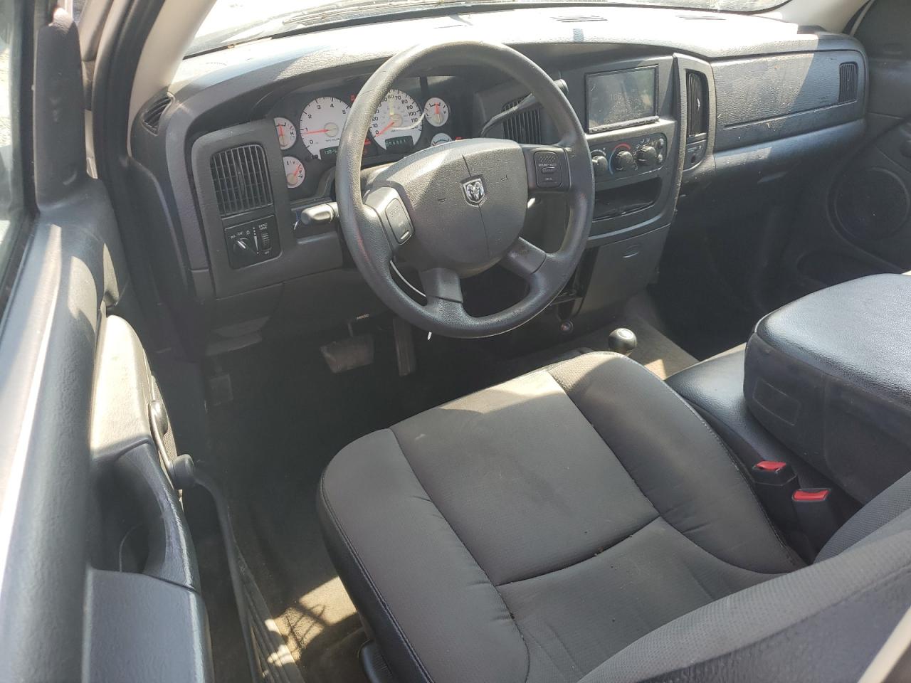 2005 Dodge Ram 1500 St VIN: 1D7HU16N65J569586 Lot: 62206595