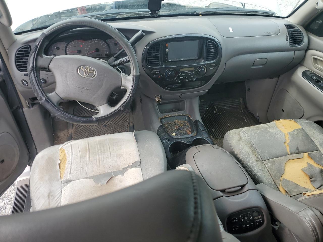 2004 Toyota Sequoia Sr5 VIN: 5TDZT34AX4S213463 Lot: 61799705