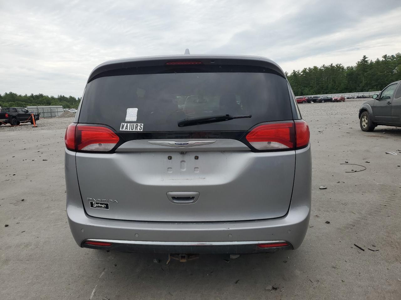 2018 Chrysler Pacifica Touring L VIN: 2C4RC1BG0JR174849 Lot: 62398575