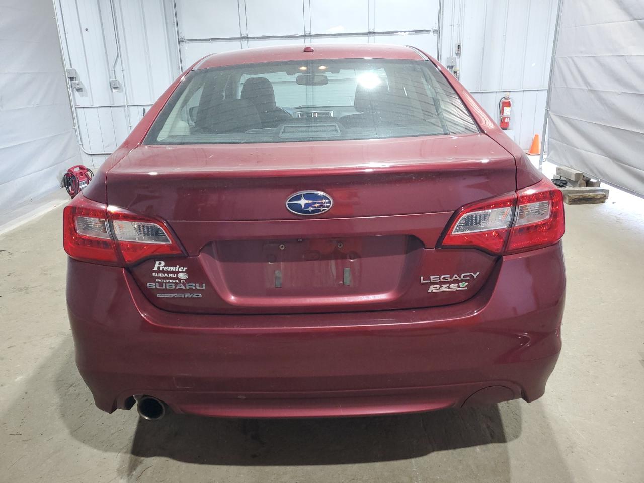 2015 Subaru Legacy 2.5I Limited VIN: 4S3BNAN6XF3042843 Lot: 62902645