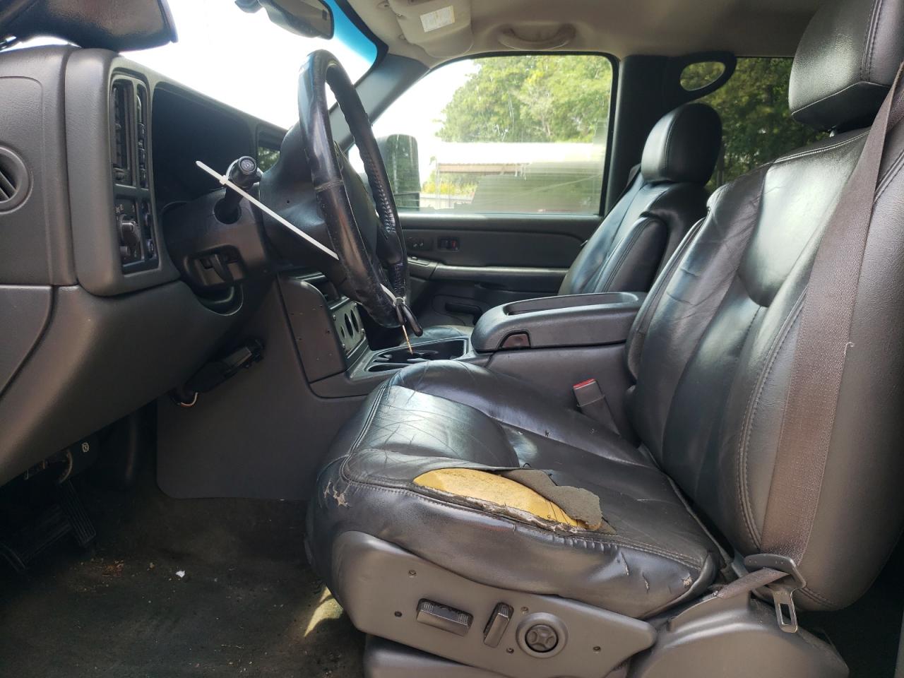 2005 Chevrolet Silverado K2500 Heavy Duty VIN: 1GCHK232X5F869960 Lot: 62189465