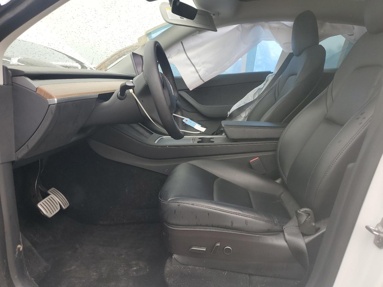 2022 Tesla Model Y VIN: 7SAYGDEF1NF389990 Lot: 61351175