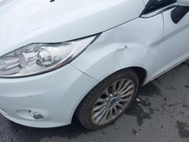2011 FORD FIESTA TIT