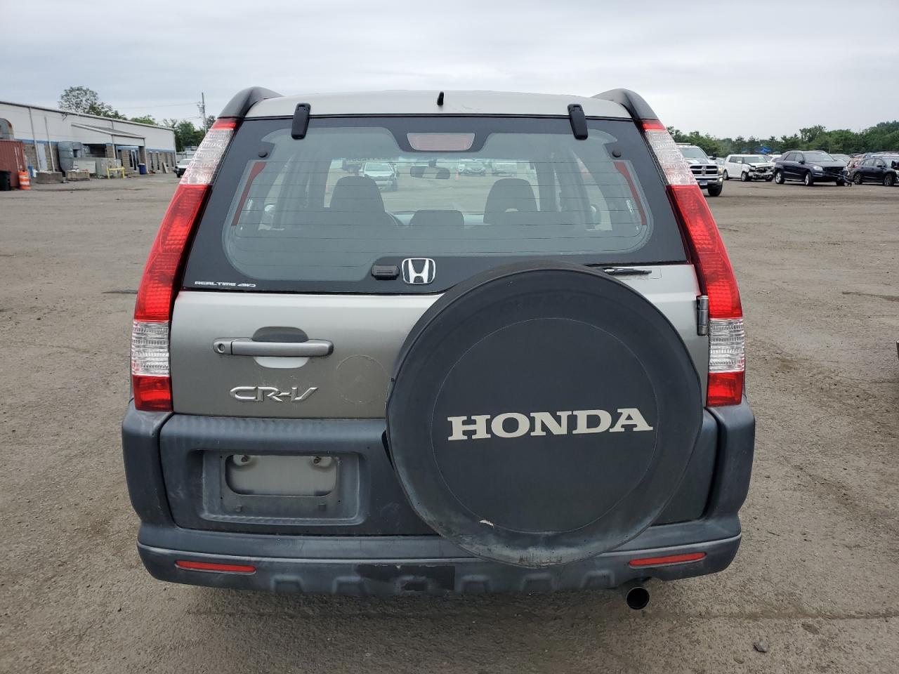 2005 Honda Cr-V Lx VIN: JHLRD78525C011112 Lot: 62911295