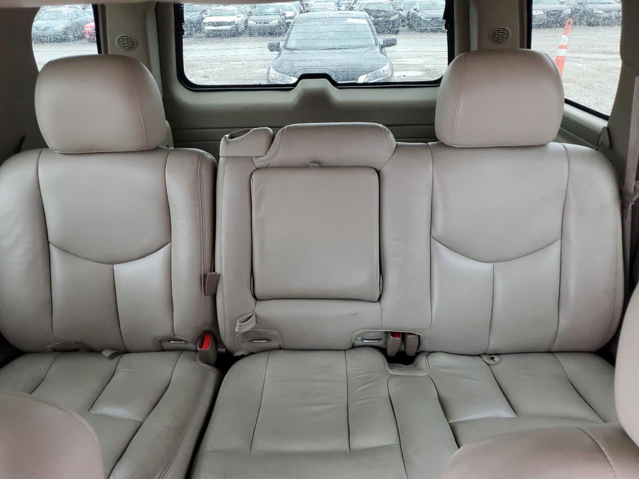 2004 Chevrolet Tahoe K1500 VIN: 1GNEK13Z74J165812 Lot: 57061115