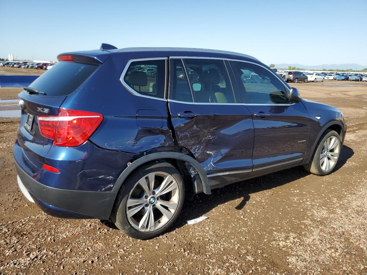 BMW X3 2013 VIN 5UXWX7C52DL981571 photo 3