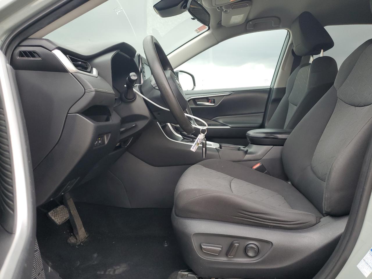 2021 Toyota Rav4 Xle VIN: 2T3P1RFV1MW160750 Lot: 62358285