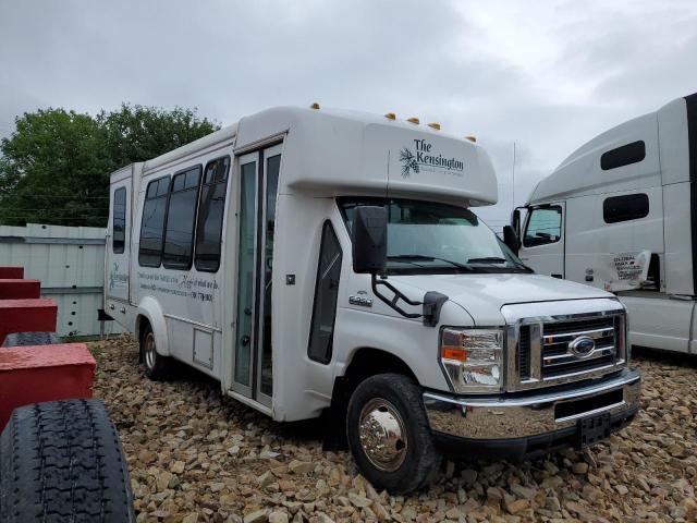 2012 Ford Econoline E350 Super Duty Cutaway Van