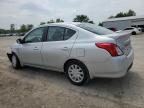 2015 Nissan Versa S   за продажба в Pekin, IL - Front End
