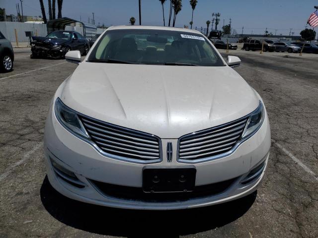 Sedans LINCOLN MKZ 2015 White