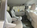2013 Toyota Sienna Le na sprzedaż w Franklin, WI - Hail