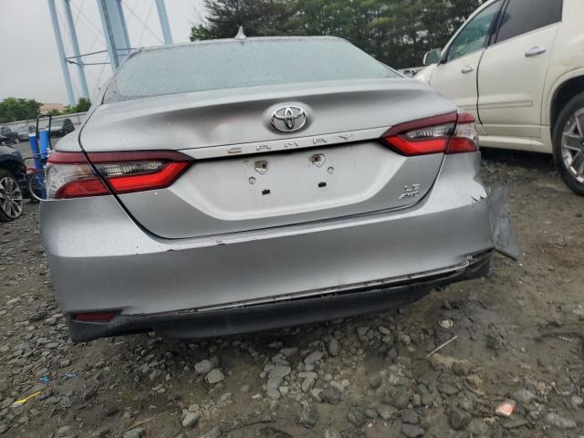  TOYOTA CAMRY 2022 Silver