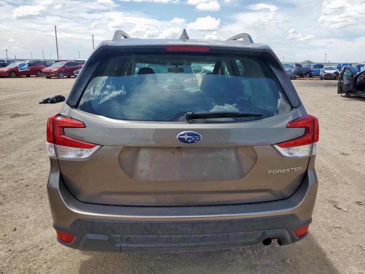 2019 Subaru Forester Premium VIN: JF2SKAGC3KH458792 Lot: 61607705