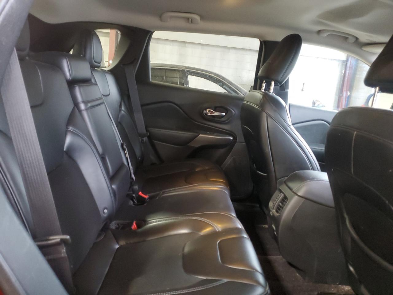 JEEP GRAND CHER 2019 VIN 1C4PJMLB9KD122500 фото 10