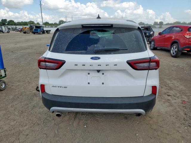  FORD ESCAPE ACT 2023 Белы