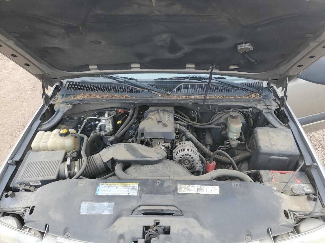 2004 Chevrolet Tahoe K1500 VIN: 1GNEK13T9YJ156871 Lot: 62923615