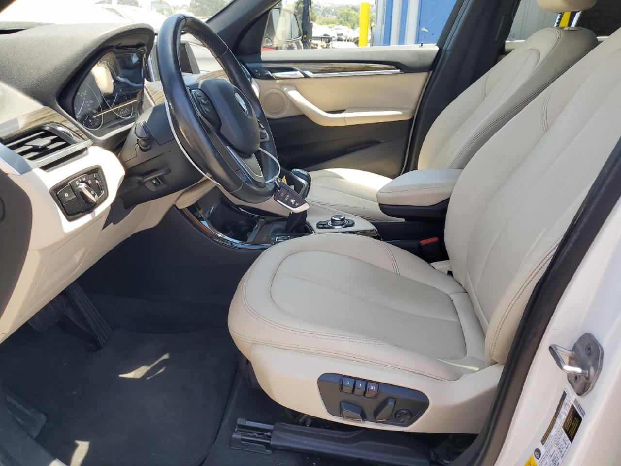 2016 BMW X1 xDrive28I VIN: WBXHT3C32GP882343 Lot: 60318325