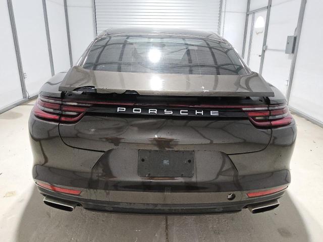  PORSCHE PANAMERA 2018 Brown