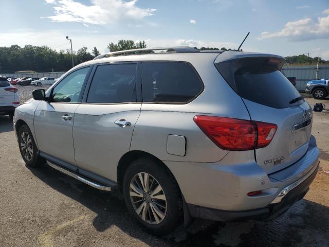  NISSAN PATHFINDER 2018 Srebrny