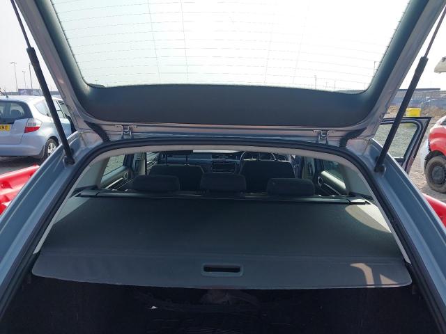2011 SKODA SUPERB S T
