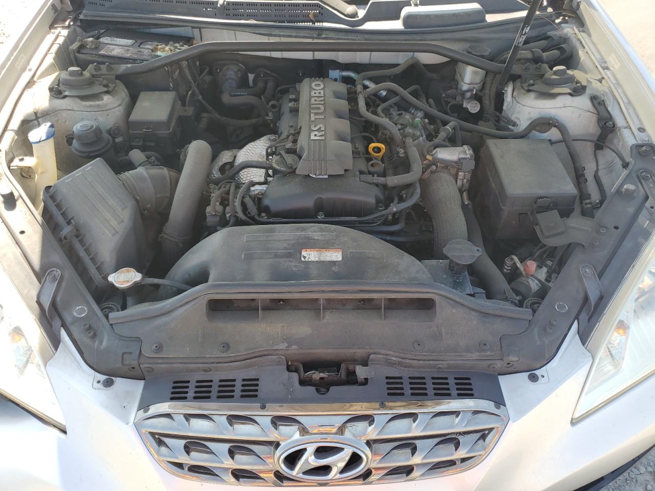 2010 Hyundai Genesis Coupe 2.0T VIN: KMHHT6KD5AU018447 Lot: 61365065