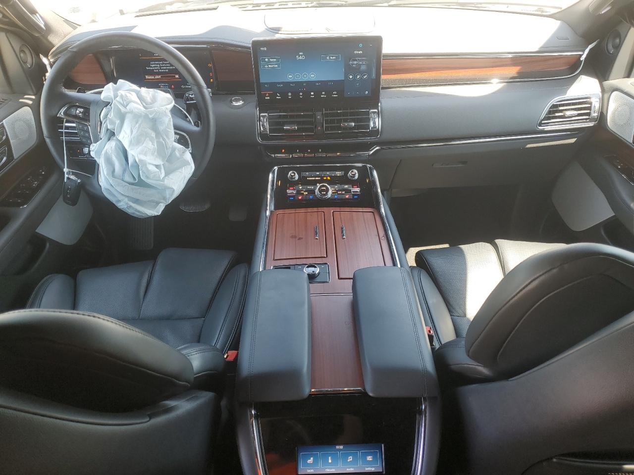 2024 Lincoln Navigator L Reserve VIN: 5LMJJ3LGXREL15604 Lot: 62642545