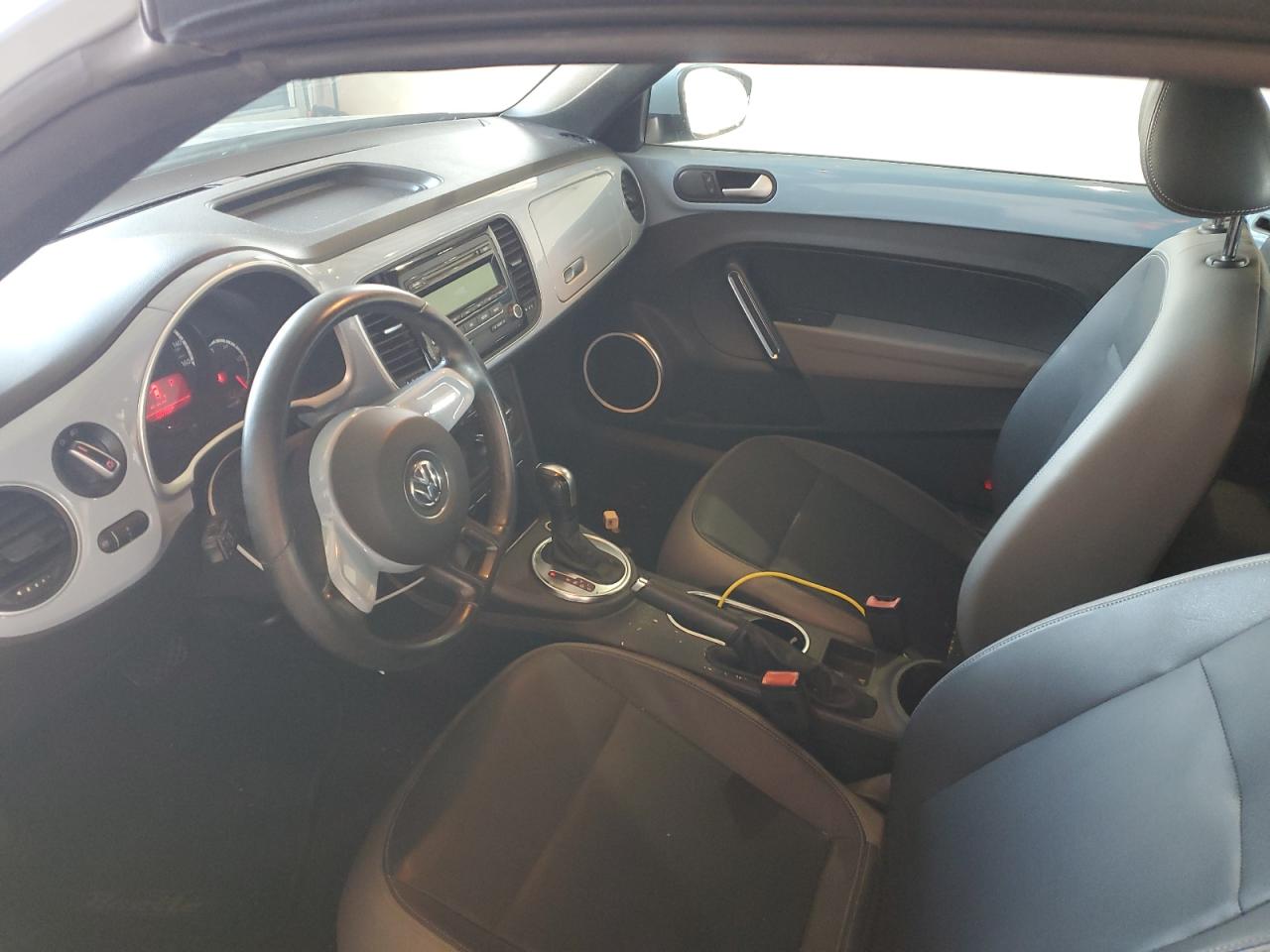 2013 Volkswagen Beetle VIN: 3VW5P7AT6DM827374 Lot: 61416995